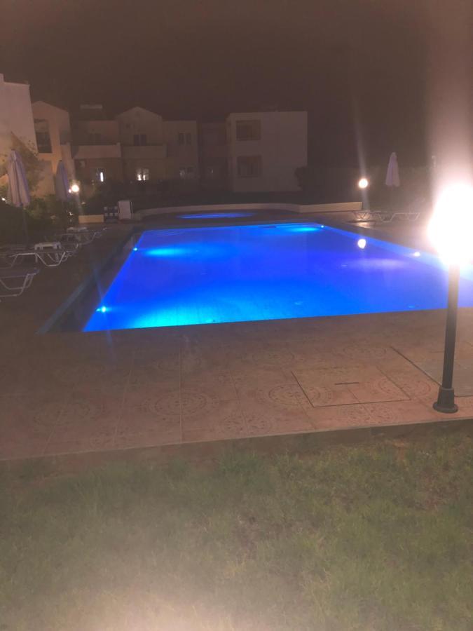 Dimitris Apartments Platanés Екстериор снимка
