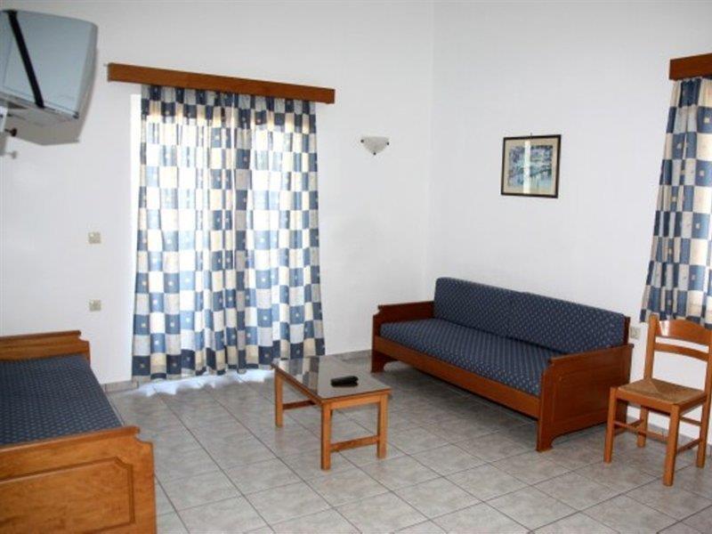 Dimitris Apartments Platanés Екстериор снимка